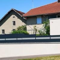 Clôture aluminium Alu20 gris RAL7016 avec lame grise claire RAL7037