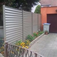 Clôture aluminium Aluclin gris clair RAL 7037
