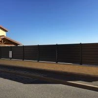 Clôture aluminium Alujour persienné gris anthracite RAL 7016