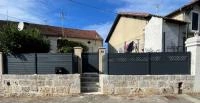 Portillon aluminium et clôture Alulam gris anthracite RAL 7016 avec décor bulle