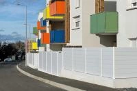 Clôture aluminium Alu20 PL18 sur muret RAL 9016