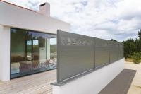 Clôture Aluminium Alulam RAL 7037 avec lame décor Fougère 