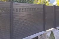 Clôture aluminium Alulam avec décor Ondulation RAL 7037
