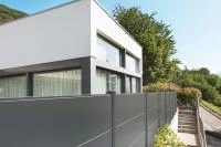 Clôture aluminium Alumax villa RAL 7016
